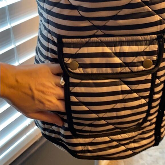 Cremieux Kara vest Black and Tan NWT - Picture 2 of 9